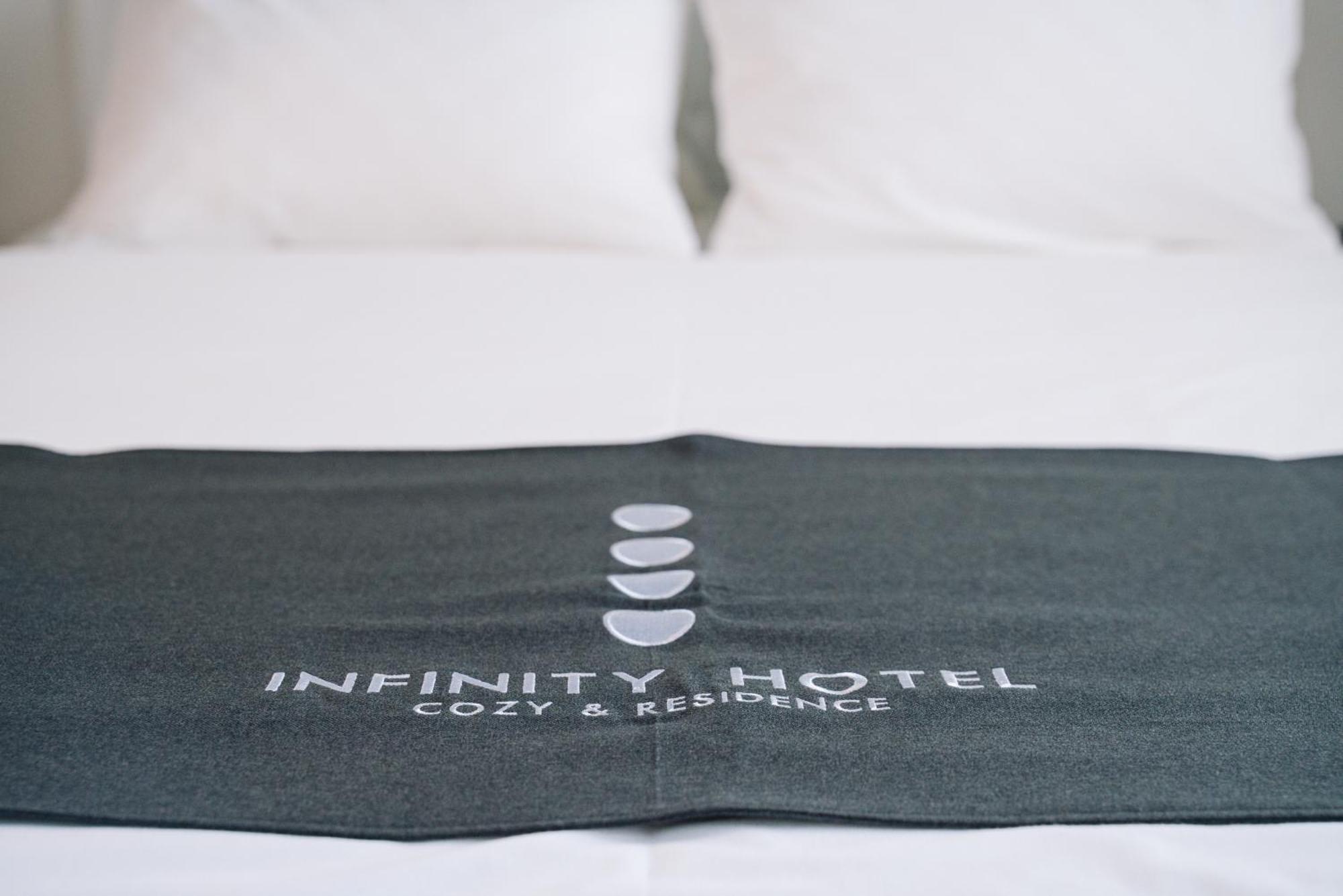 Infinity Hotel -Jiitchaku- Urasoe Exterior foto